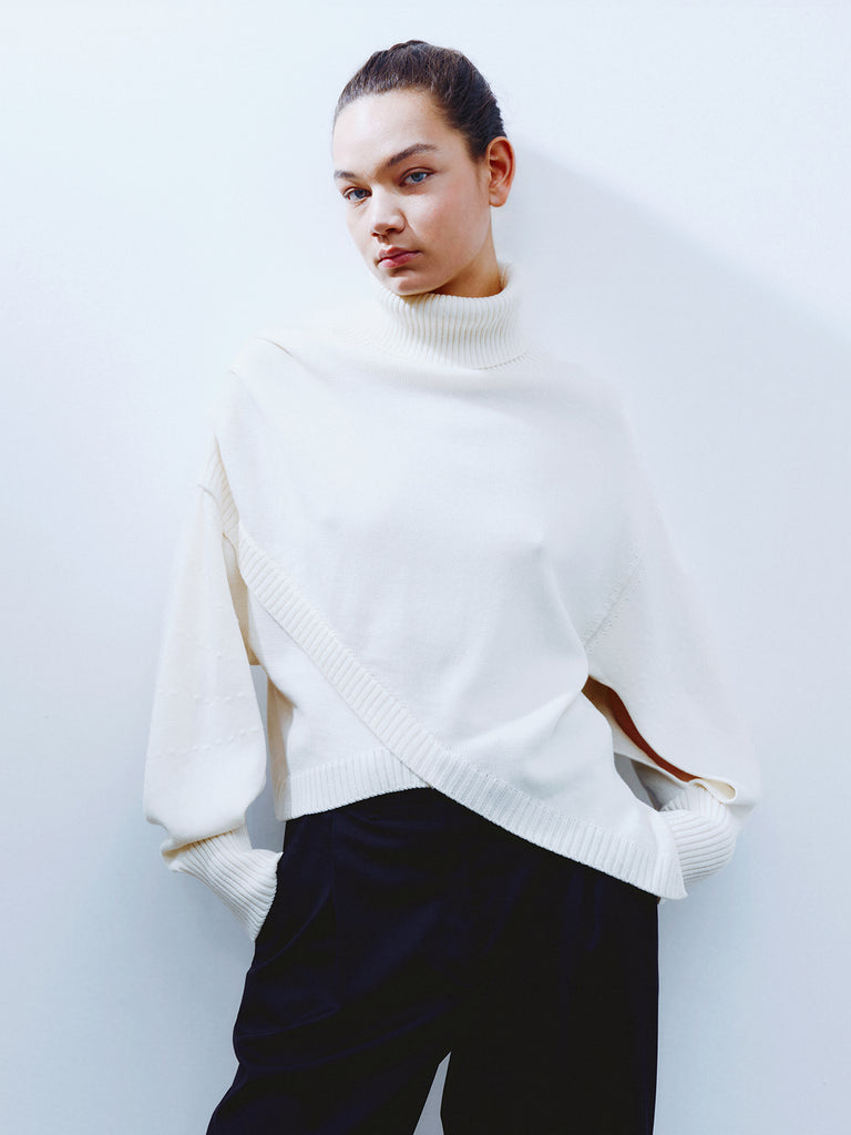 0200 cape sweater