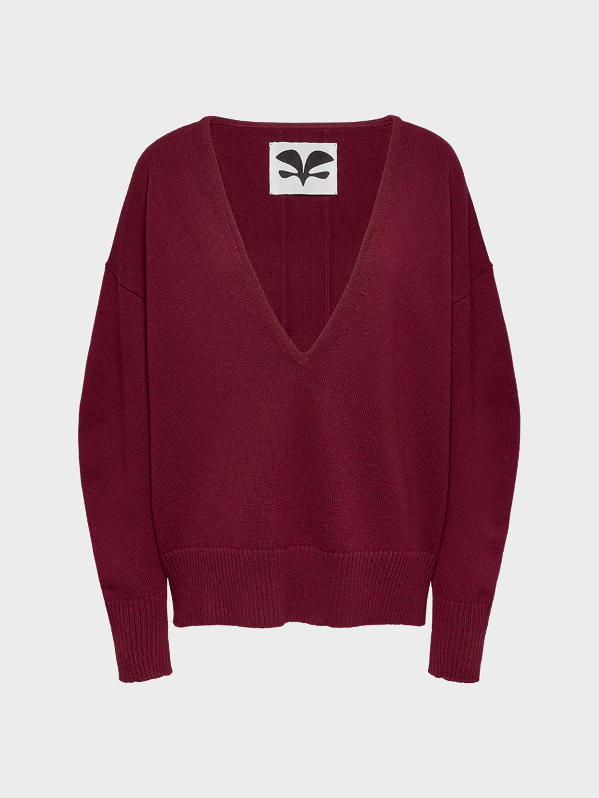 CAES - 0196 deep V neck sweater | caes-store.com
