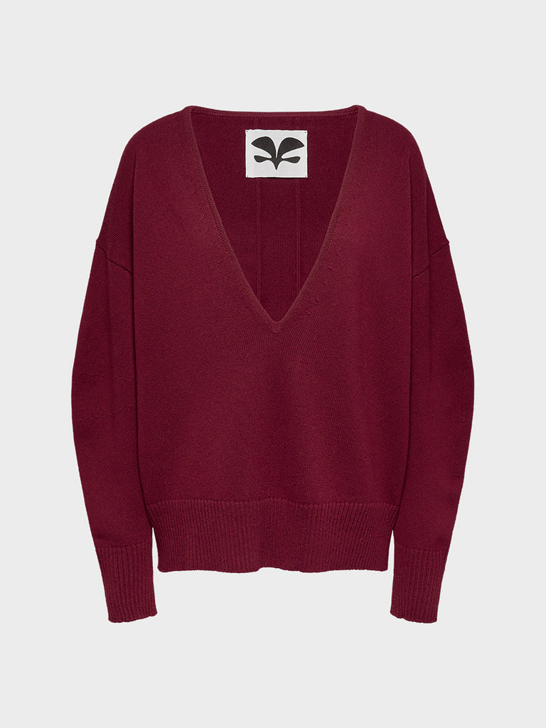 0196 deep V-neck sweater