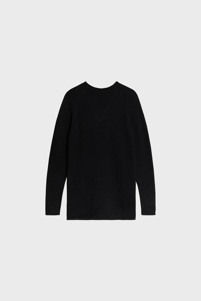 Edition 5 - 0029 rolled V-neck sweater back