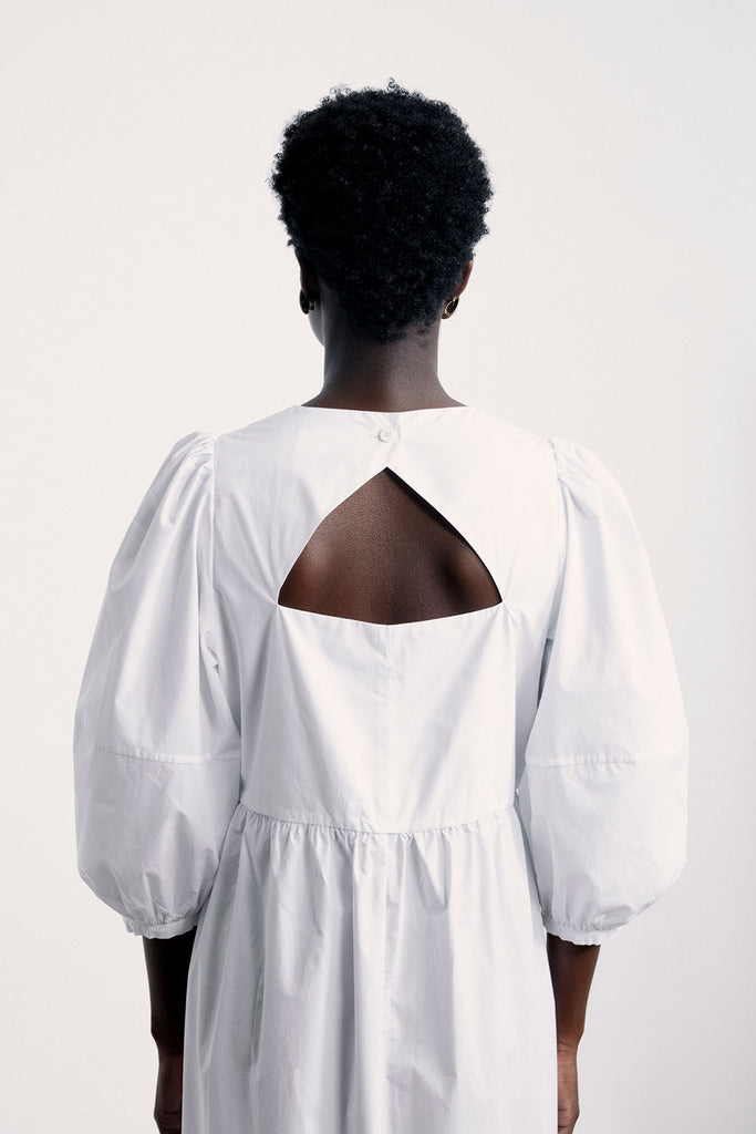 0044 cotton midi dress with puff sleeve & open back