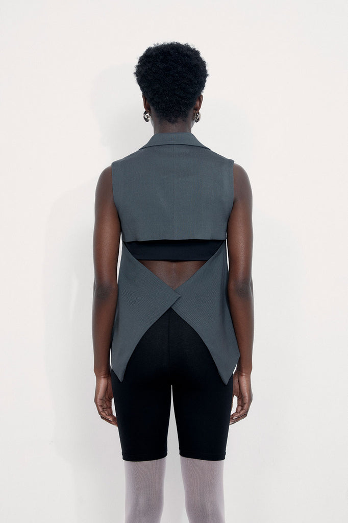 0095 open back gilet